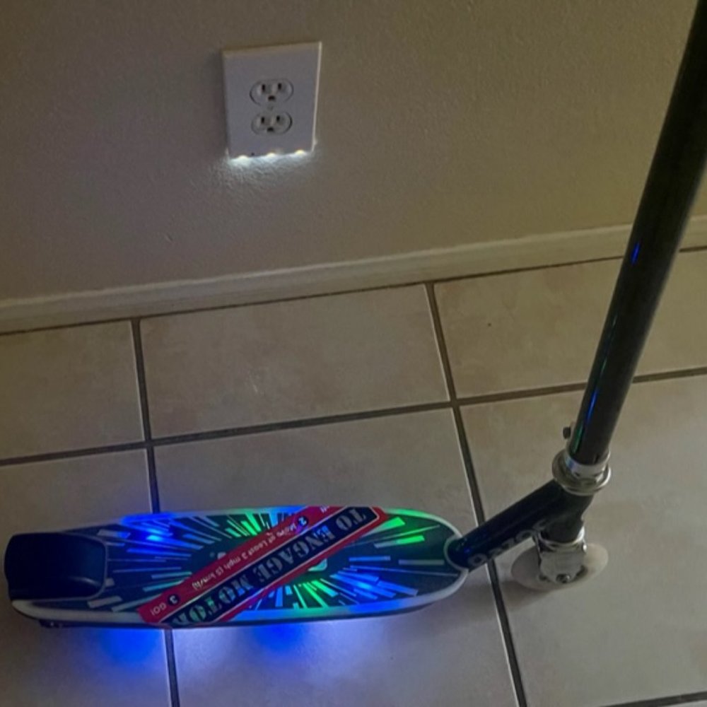 SOLD OUT - Picture 4 of 9